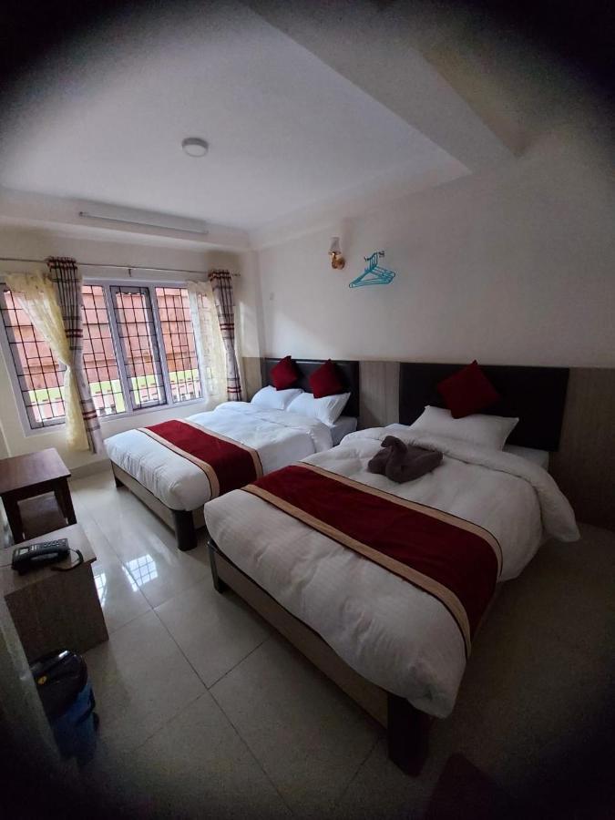 Om Bramha Hotel Kathmandu Luaran gambar