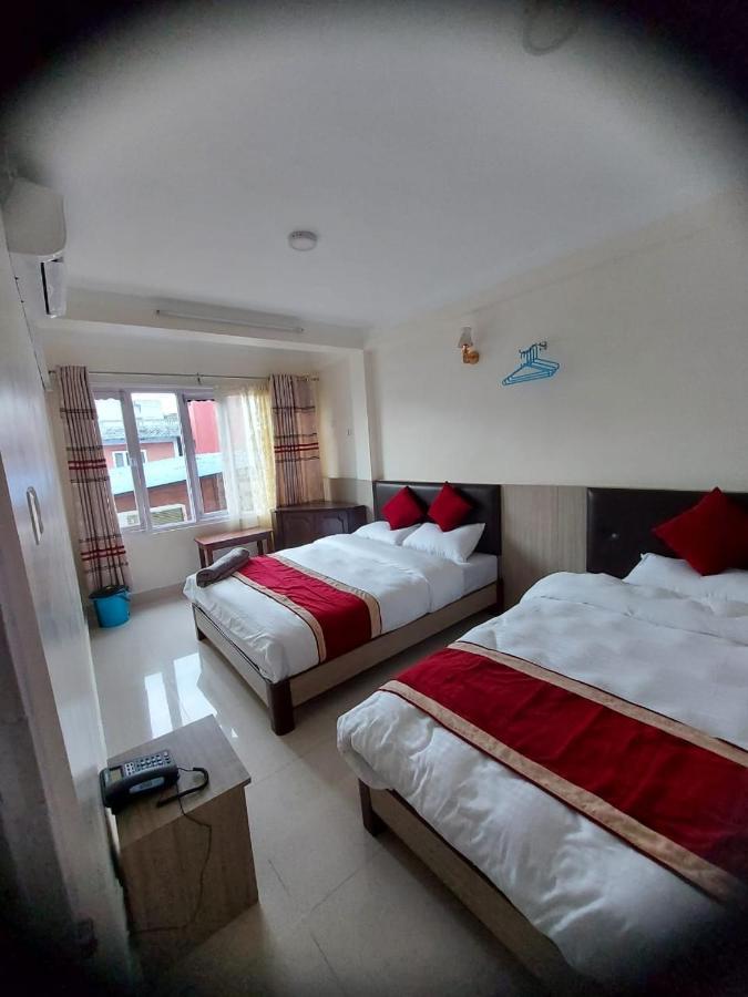 Om Bramha Hotel Kathmandu Luaran gambar