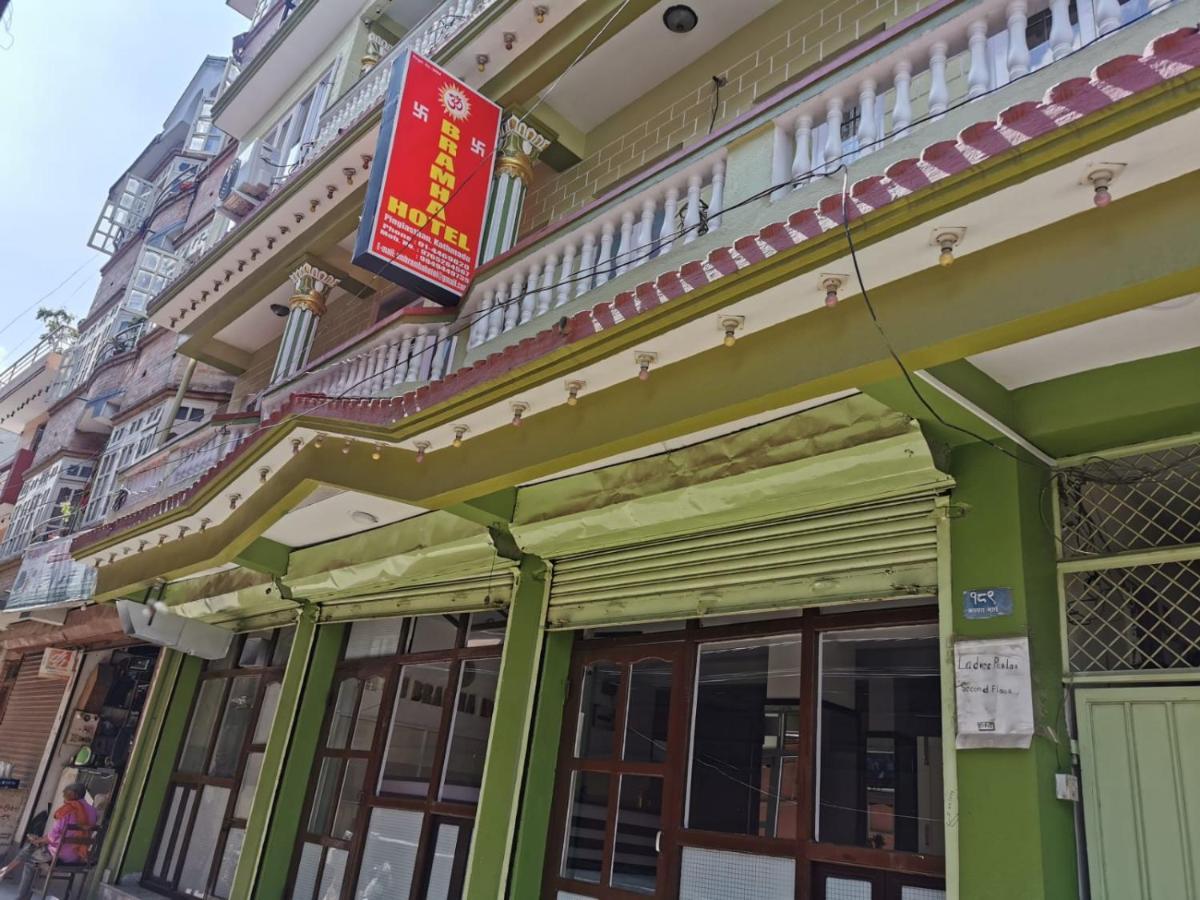 Om Bramha Hotel Kathmandu Luaran gambar
