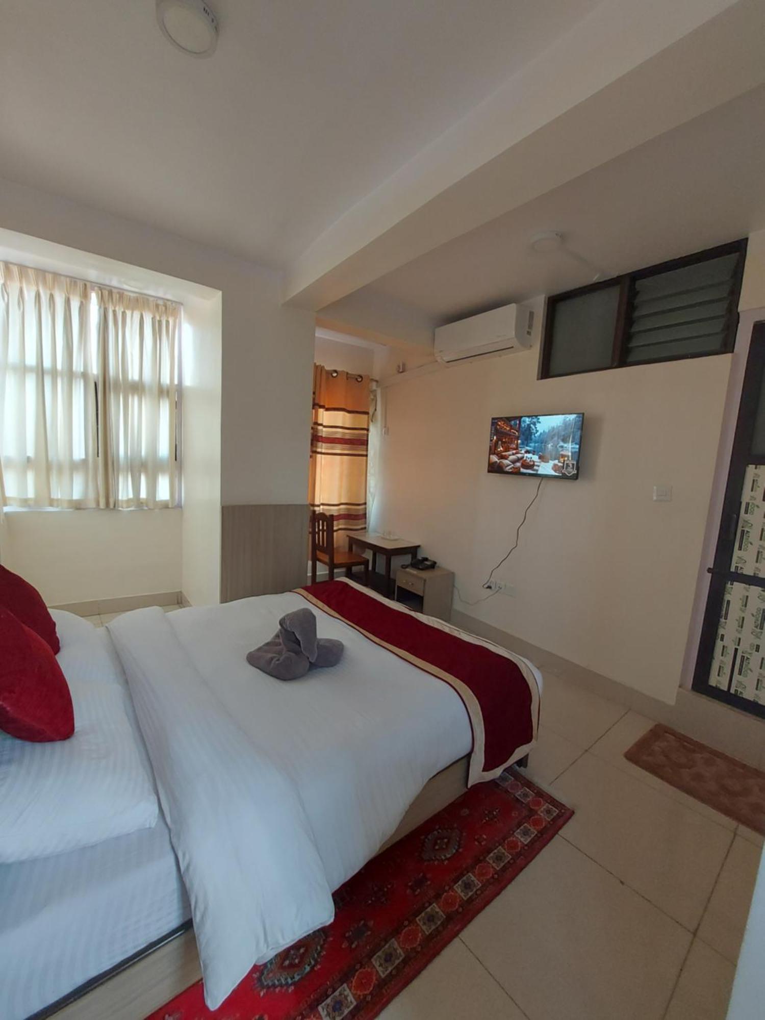 Om Bramha Hotel Kathmandu Luaran gambar